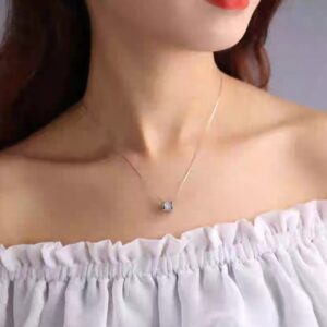 Women's Silver Cylindrical Pendant Necklace